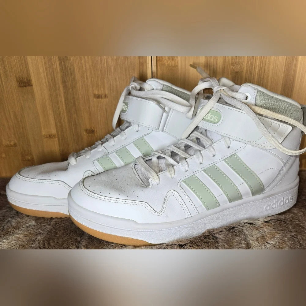 Adidas Postmove Mid White Green Basketball High Top Shoes in sz 10 - Picture 1 of 4